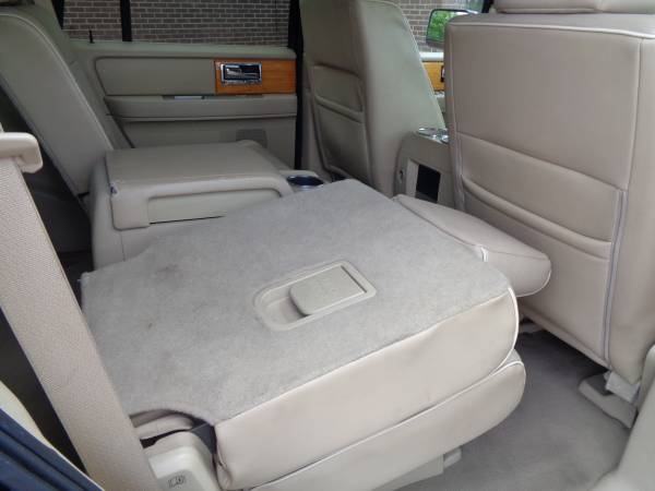 2007 Lincoln Navigator 130, 000 Miles - - by dealer for sale in Greenville, NC – photo 18
