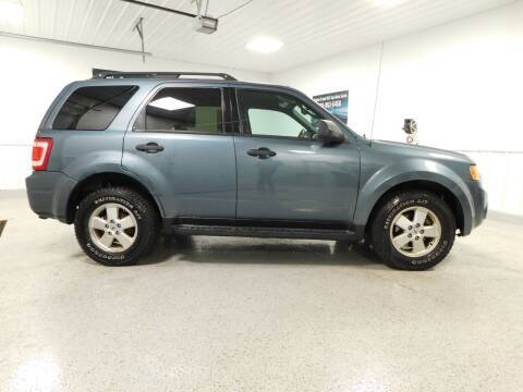 2011 FORD ESCAPE XLT AWD 4DR 120K MILES! CLEAN INTERIOR! - cars & for sale in Battle Creek, MI – photo 2
