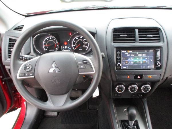 2018 MITSUBISHI OUTLANDER - cars & trucks - by dealer - vehicle... for sale in Bryan, TX – photo 8