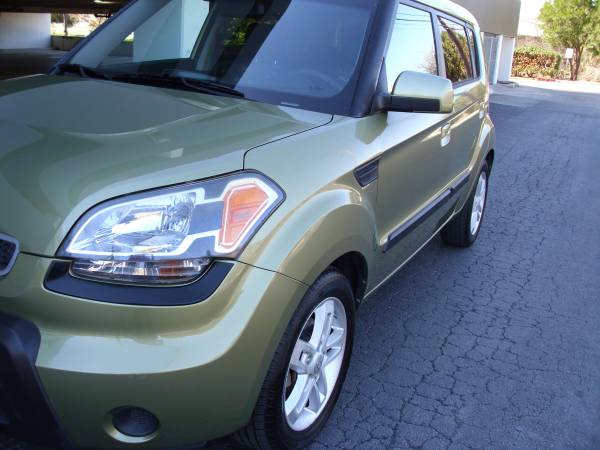 2010 KIA SOUL ! IMMACULATE CONDITION - - by dealer for sale in San Antonio, TX – photo 8