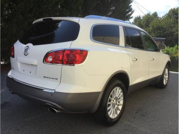 2012 Buick Enclave*3RD ROW!*FALL ON IN HERE!*E-Z FINANCING!* for sale in Hickory, NC – photo 12