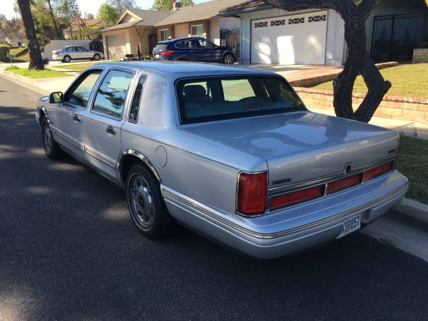 1997 Lincoln Towncar for sale in Rowland Heights, CA – photo 2