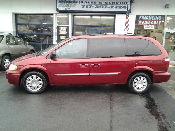 2006 Chrysler Town and Country Touring -- Rear Entertainment! - cars... for sale in Bausman, PA – photo 8