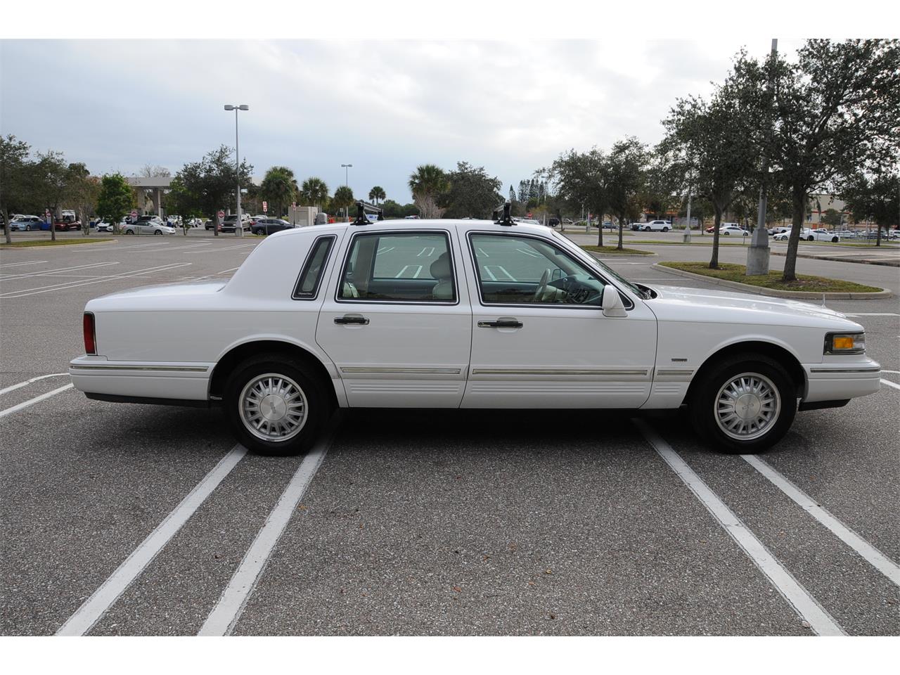 1996 Lincoln Town Car for sale in Sarasota, FL – photo 5