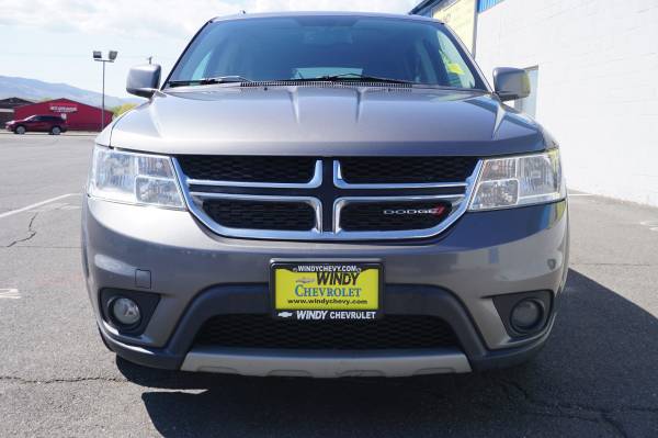 2012 Dodge Journey SXT 3RD ROW/SUNROOF/DVD PLAYER - cars & for sale in Wenatchee, WA – photo 2