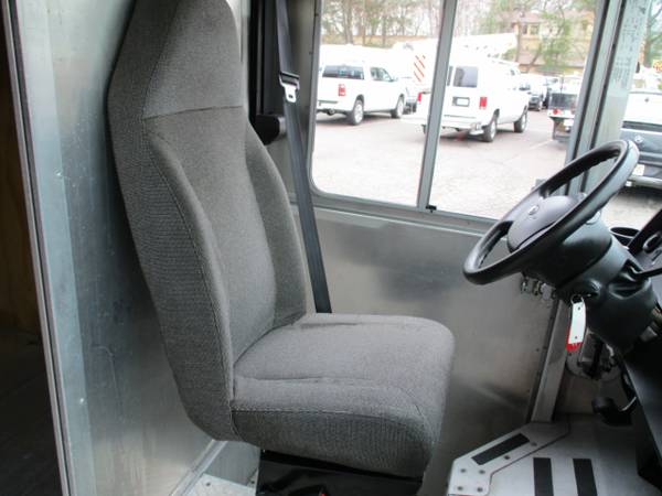 2013 Ford Econoline Commercial Chassis 12 FOOT STEP VAN, E-350 for sale in South Amboy, NY – photo 10