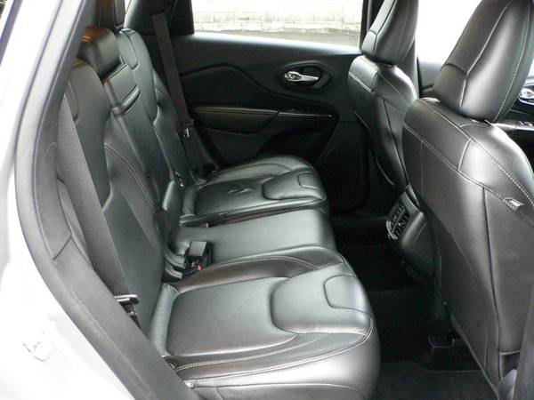 15 Jeep Cherokee Limited, 4cyl, Leather, Sunroof, Nav, Like New! 59K! for sale in binghamton, NY – photo 16