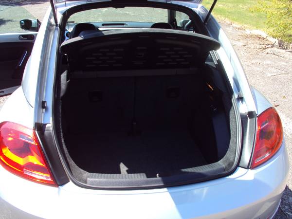 2012 Volkswagen Beetle 59k very clean, runs great for sale in south jersey, NJ – photo 17