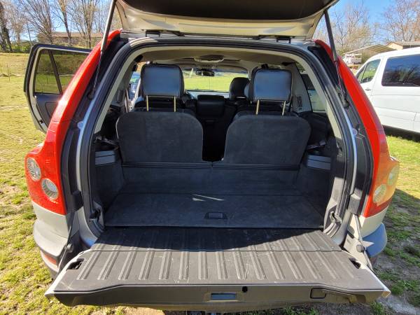 2004 Volvo XC90, 2WD, 3rd Row Seating, 5-Cylinder, Automatic, Loaded for sale in Moravian Falls, NC – photo 7