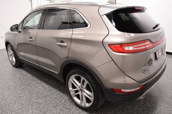 2017 *Lincoln* *MKC* *Select AWD* Luxe Silver Metall for sale in Shawnee, KS – photo 4