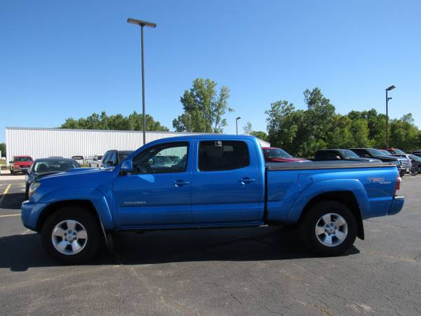 2011 Toyota Tacoma V6 - cars & trucks - by dealer - vehicle... for sale in Brillion, WI – photo 4