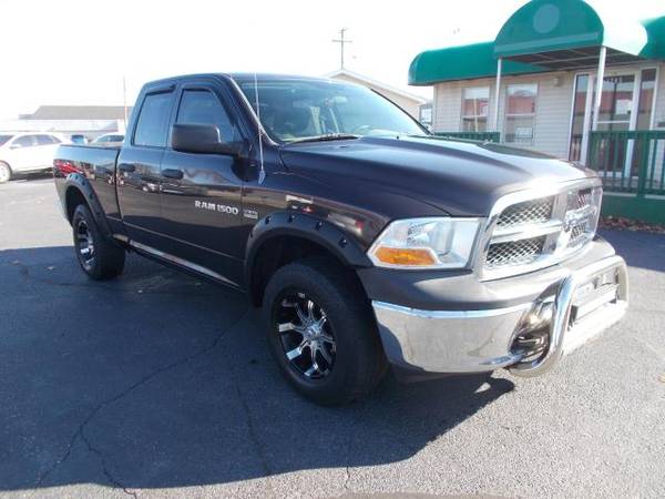 2011 RAM 1500 SLT Quad Cab 4WD - cars & trucks - by dealer - vehicle... for sale in Elkhart, IN – photo 2