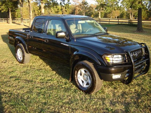 2004 TOYOTA TACOMA 4 DOOR TRD LOW MILES - cars & trucks - by owner -... for sale in Mountain Home, MO – photo 2