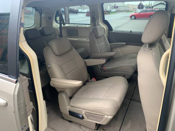 2008 Chrysler Town & Country Touring Clean van for sale in WEBSTER, NY – photo 11