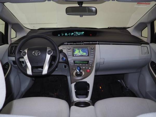 2015 Toyota Prius 5dr HB Three Sedan Electric - cars & trucks - by... for sale in Portland, OR – photo 10