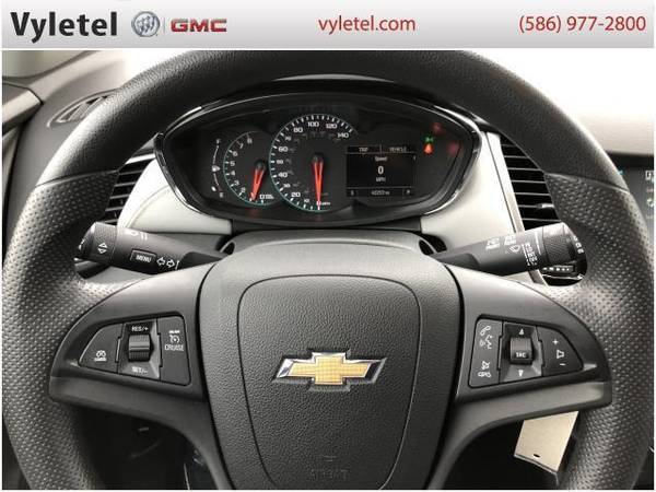 2017 Chevrolet TRAX wagon AWD 4dr LT - Chevrolet Summit White - cars... for sale in Sterling Heights, MI – photo 22