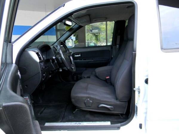 2012 GMC Canyon SLE CREW CAB 4WD 3.7L 5 CYL. TRUCK - cars & trucks -... for sale in Plaistow, MA – photo 11