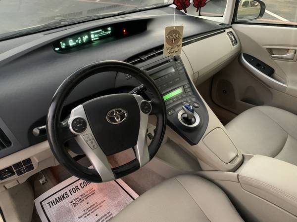 2010 Toyota Prius - Clean Title- Low Mileage - 1 owner - 107k miles... for sale in Austin, TX – photo 8