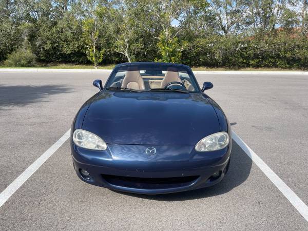 2002 Mazda MX-5 Miata Convertible 8900 LOW MILES Auto4you for sale in Sarasota, FL – photo 2