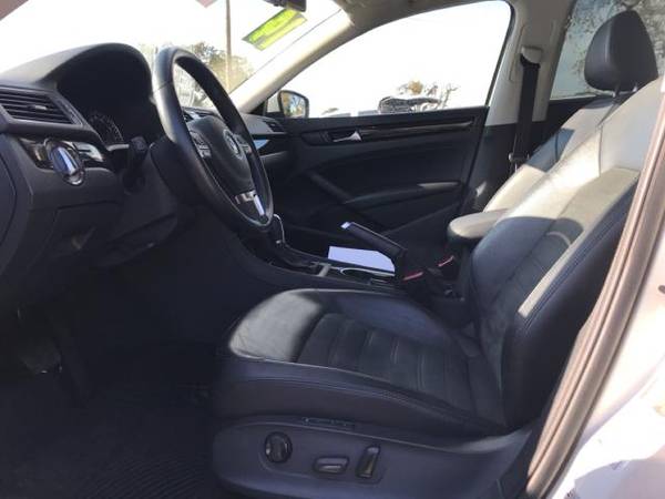 2014 Volkswagen Passat 4dr Sdn 2.0L DSG TDI SEL Premium - cars &... for sale in Atascadero, CA – photo 9