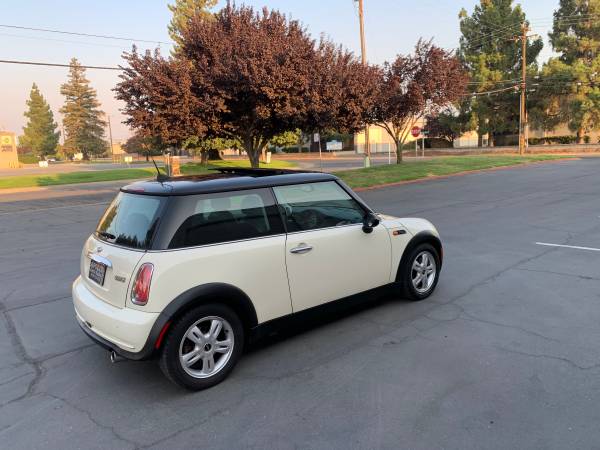 2006 MINI COOPER LOW MILE FOR SALE - cars & trucks - by dealer -... for sale in SACTRAMENTO, CA – photo 8