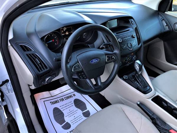 2016 Ford Focus SE Hatchback(low mileage&Clean Carfax) - cars &... for sale in Phoenix, AZ – photo 9