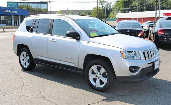 2011 Jeep Compass Sport - 4x4 - SUNROOF for sale in Salem, MA – photo 7