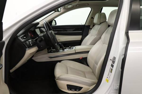 *HEATED SEATS - PUSH START* White 2012 BMW 7 Series 750 Li Sedan -... for sale in Clinton, MO – photo 4
