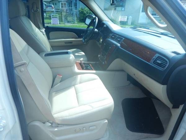 2008 Chevrolet Suburban 4WD 4dr 1500 LTZ - Super Savings!! for sale in Oakdale, MN – photo 20
