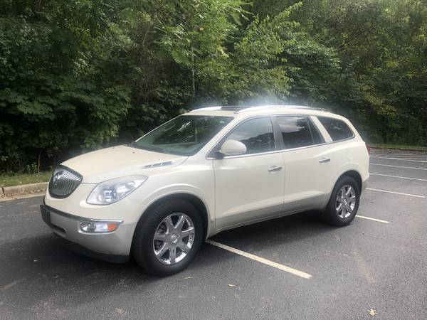 2009 BUICK ENCLAVE GREAT FAMILY VEHICLE!! FINANCING AVAILABLE!! for sale in rock island, IL – photo 5