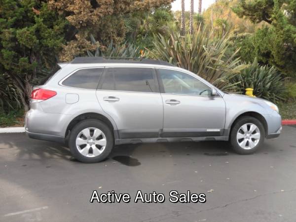 2011 Subaru Outback 2.5i Limited, Low Miles! One Owner! SALE! - cars... for sale in Novato, CA – photo 3