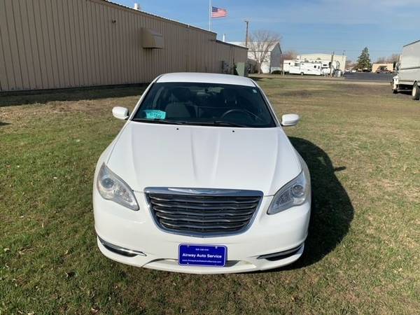 2012 Chrysler 200 - - by dealer - vehicle automotive for sale in Sioux Falls, SD – photo 3