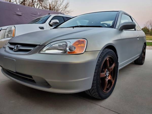 Beautiful 2002 Honda Civic EX Coupe: Avalanche Grey/ Gold... for sale in Swisher, IA – photo 19