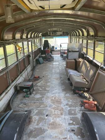 School Bus for Sale! 1997 Thomas Saf-T-Liner; Ready to be Converted for sale in New Bern, NC – photo 5