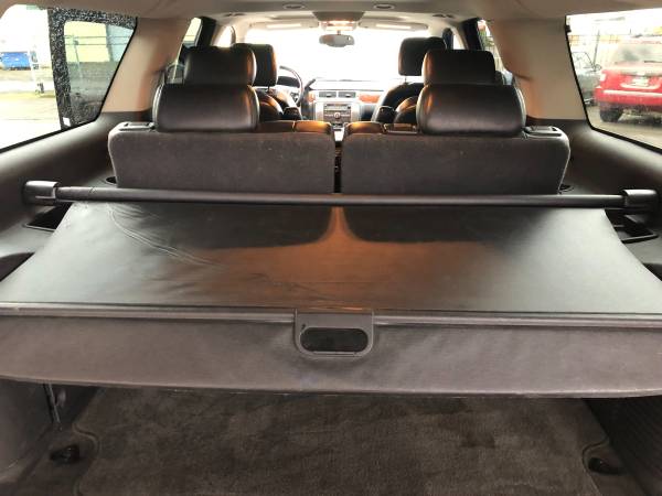 2007 GMC XL SLT 3RD Row Seating! JUST REDUCED! - cars & for sale in Springfield, OR – photo 19