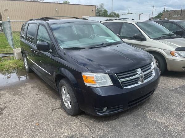 2010 Dodge Grand Caravan 2200 Cash Only - - by dealer for sale in Hamilton, OH – photo 2