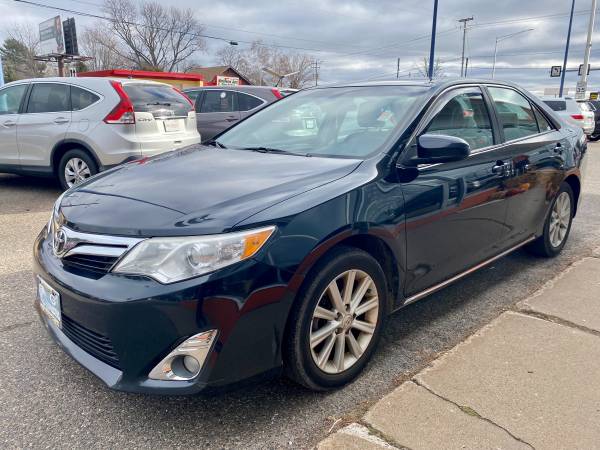 2012 Toyota Camry XLE Sunroof Cloth Local Clean Title Low Miles -... for sale in Wausau, WI – photo 3