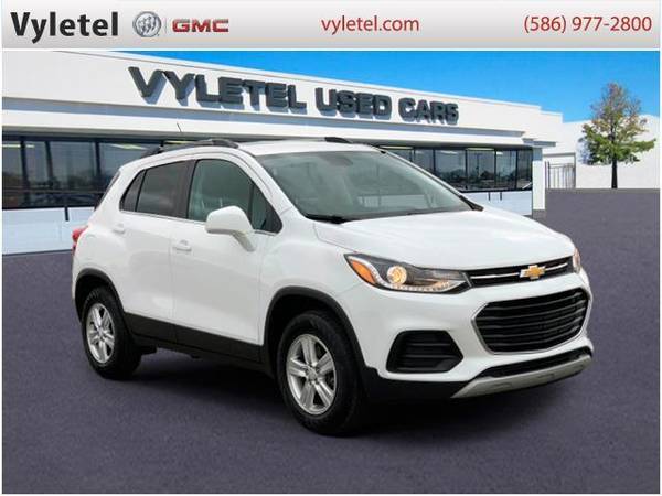 2017 Chevrolet TRAX wagon AWD 4dr LT - Chevrolet Summit White - cars... for sale in Sterling Heights, MI – photo 2