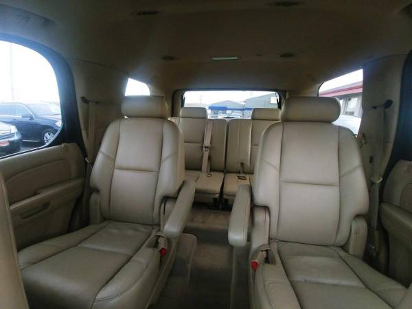 2009 Cadillac Escalade Base - cars & trucks - by dealer - vehicle... for sale in Loveland, CO – photo 17