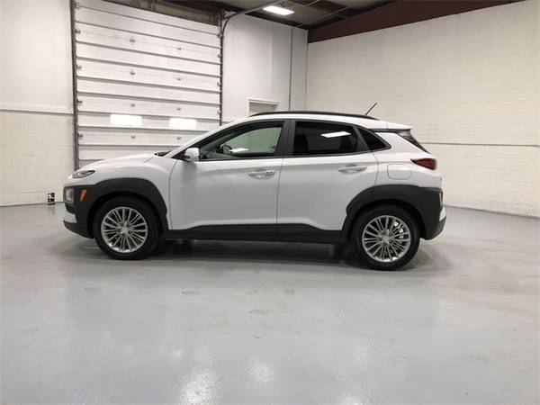 2018 Hyundai Kona SEL with - - by dealer - vehicle for sale in Wapakoneta, OH – photo 8