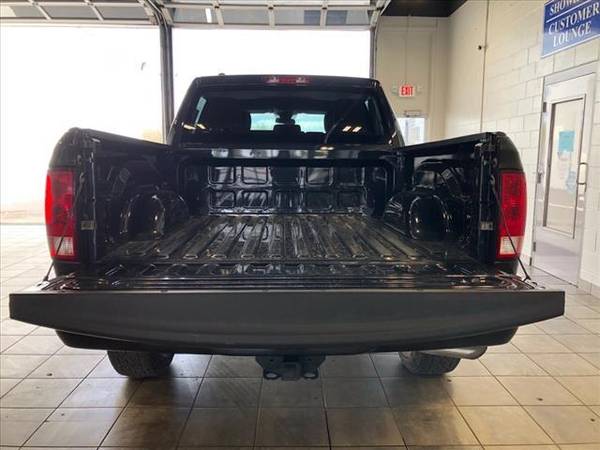 2017 RAM 1500 Express - truck - - by dealer - vehicle for sale in Waterford, MI – photo 20