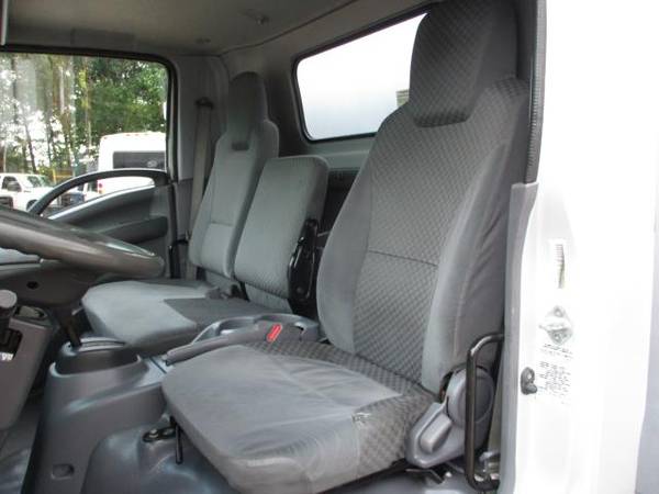 2011 Isuzu NRR 12 BEVERAGE BODY ** SIDE DOOR TRUCK ** - cars &... for sale in south amboy, MS – photo 8