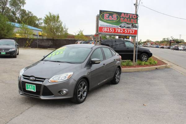 2013 Ford Focus SE - cars & trucks - by dealer - vehicle automotive... for sale in Crest Hill, IL – photo 3
