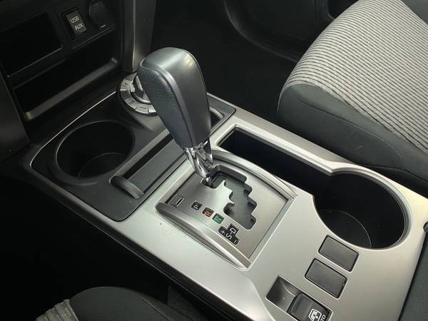 2016 Toyota 4Runner SR5 Sport Utility 4D suv White - FINANCE ONLINE... for sale in irving, TX – photo 22