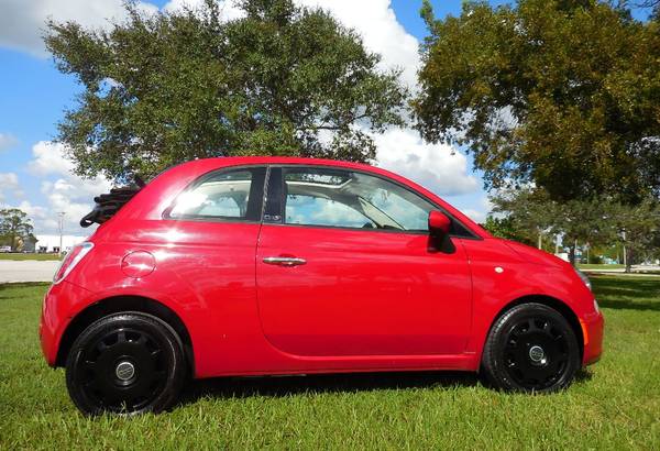 2012 Fiat 500 Convertible 34k Miles Automatic Leather 29/33 mpgs... for sale in Fort Myers, FL – photo 3