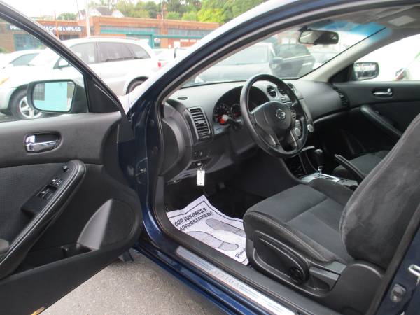 2013 Nissan Altima CPE **Steal Deal/Low Miles & Clean Title** for sale in Roanoke, VA – photo 9