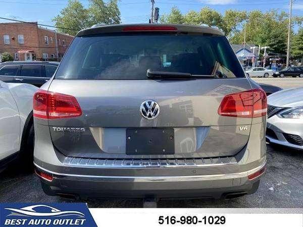 2017 Volkswagen Touareg V6 Sport w/Technology SUV - cars & trucks -... for sale in Floral Park, NY – photo 3