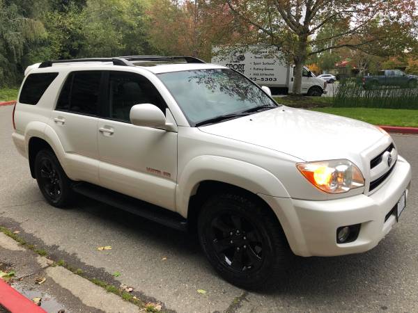 2006 Toyota 4runner Limited 4WD V6 --1owner, Leather, Loaded, Clean-- for sale in Kirkland, WA – photo 3