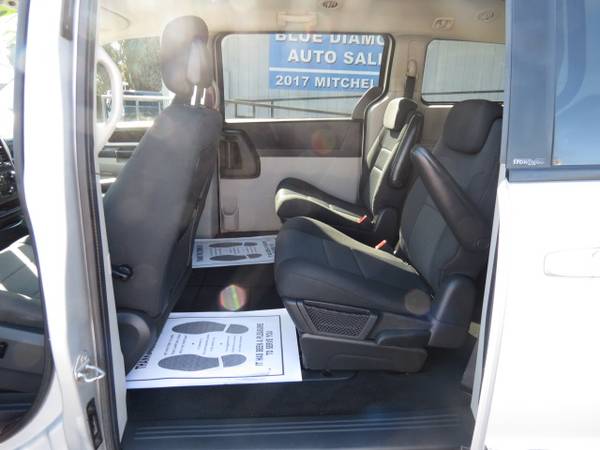 ** 2010 Dodge Grand Caravan SXT Minivan BEST DEALS GUARANTEED ** for sale in CERES, CA – photo 10