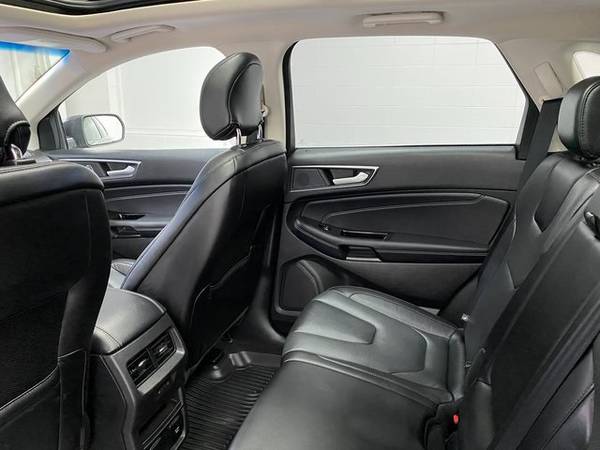 2019 Ford Edge FWD 4D Sport Utility/SUV Titanium for sale in Indianapolis, IN – photo 16